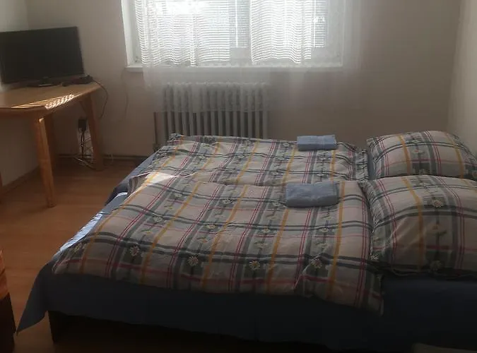 Objekt Nocľah s raňajkami 2*